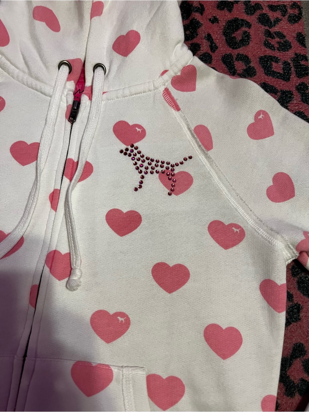 Vintage PINK Victoria's Secret 2007 white and pink heart rhinestone zipup jacket - Picture 7 of 12